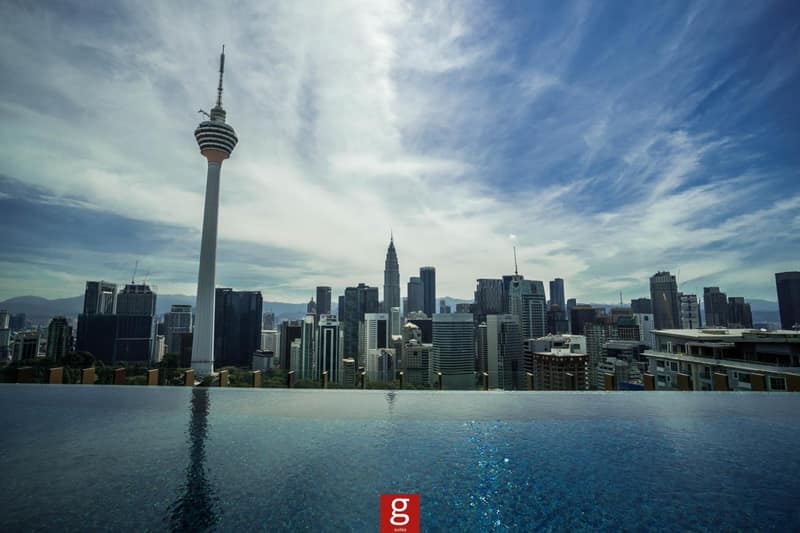 Ceylonz Suites KLCC Rooftop Infinity Pool KL Tower View — photo 1