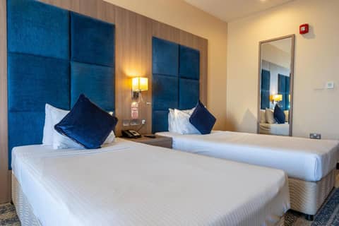 The CASTLE PREMIUM HOTEL — photo 6