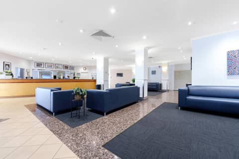 Comfort Inn & Suites Goodearth Perth — recepcion & lobby