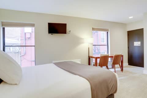 Sojourn at DuPont Place — hotel room