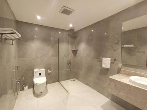 Al Masem Serviced Apartments - Al Olaya - Exit 5 — bathroom