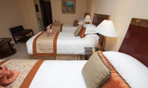 Toscana Inn — hotel room