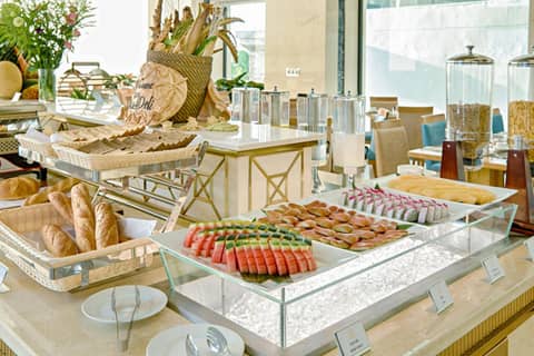 Paris Deli Danang Beach Hotel — photo 7