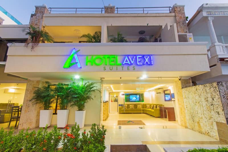 Hotel Avexi Suites By GEH Suites — building