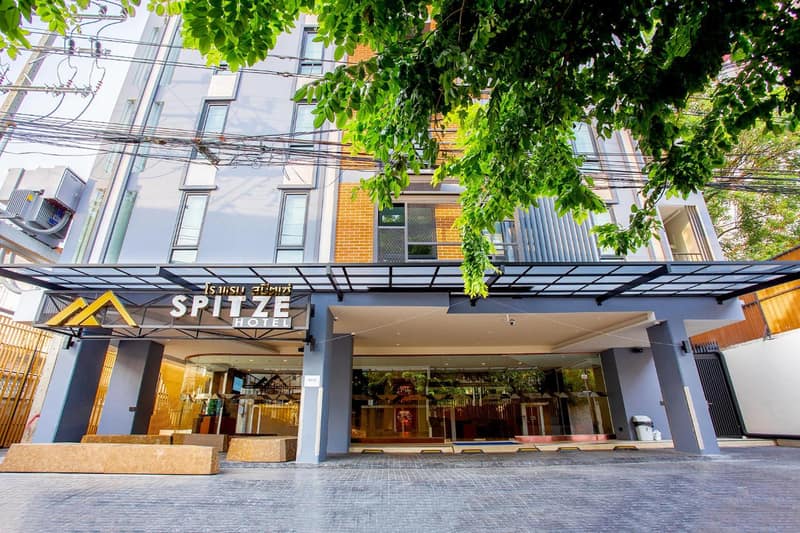 Spittze Hotel Pratunam — building