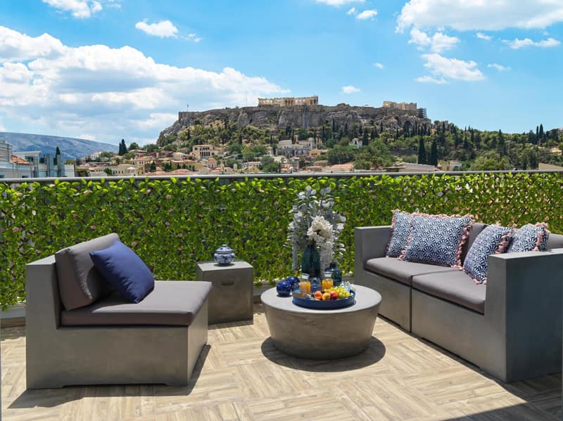 Acropolis City Life BH — balance & terrace