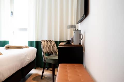Room Mate Cosmo - City Centre Valencia — photo 3