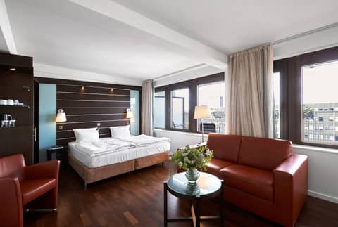 Imperial Hotel — hotel room