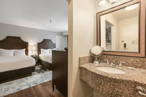 St Charles Inn, Superior Hotel — photo 8