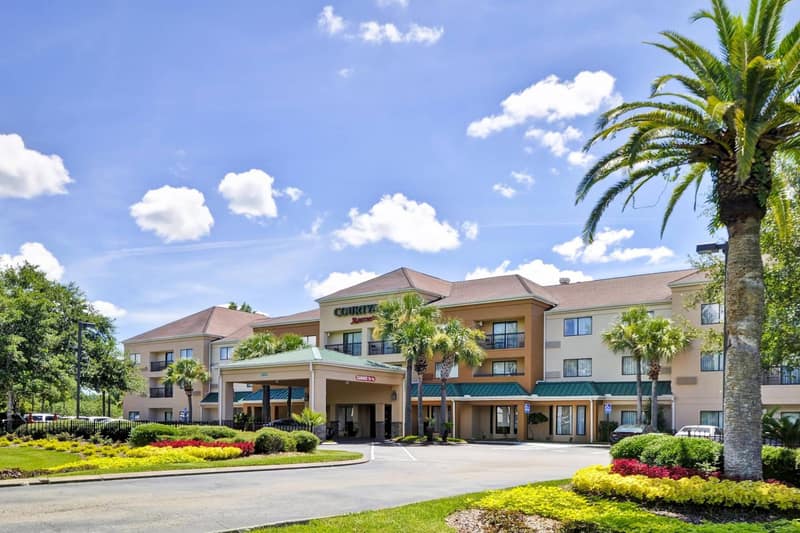 Courtyard by Marriott Jacksonville Airport/ Northeast — building