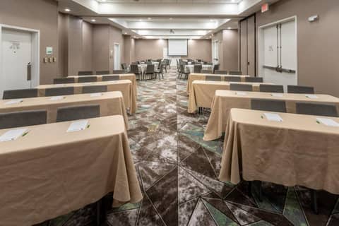 Holiday Inn & Suites Memphis - Wolfchase Galleria by IHG — photo 6