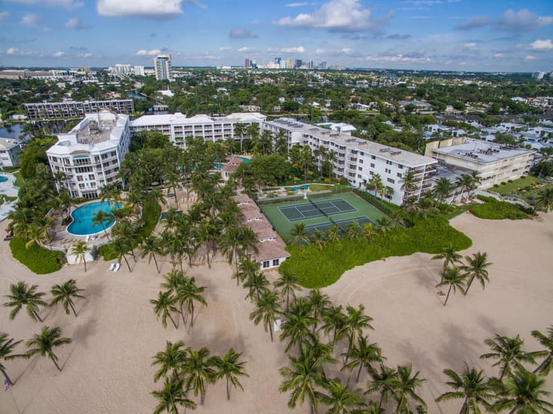 The Lago Mar Beach Resort and Club — building