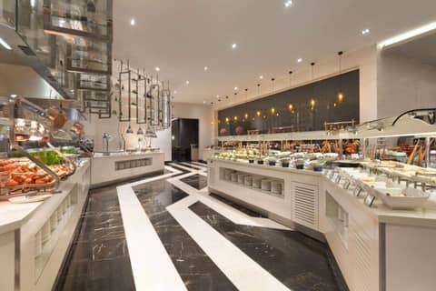 Wyndham Grand Istanbul Levent Hotel & Conference Center — photo 3