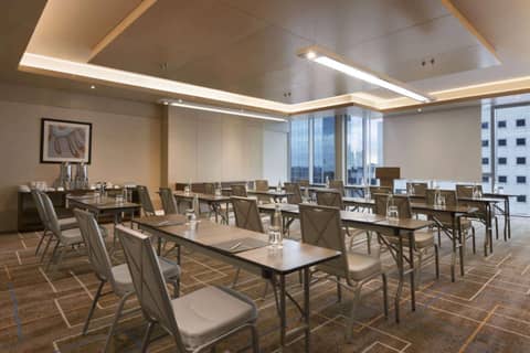 Wyndham Grand Istanbul Levent Hotel & Conference Center — photo 4
