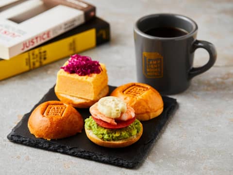 LAMP LIGHT BOOKS HOTEL nagoya — dining