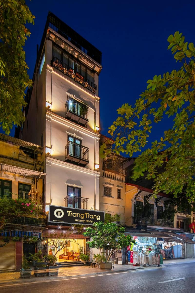 TrangTrang Luxury Hotel — photo 1