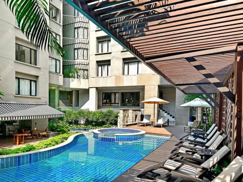 Silom Serene A Boutique Hotel — recepcion & lobby