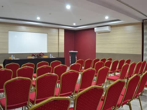 The Cube Malioboro Hotel — photo 4