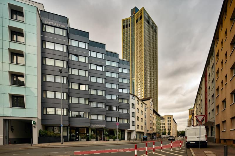 Skyline Hotel City Frankfurt — building
