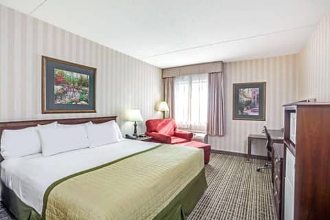 Baymont by Wyndham Louisville Airport South — photo 2