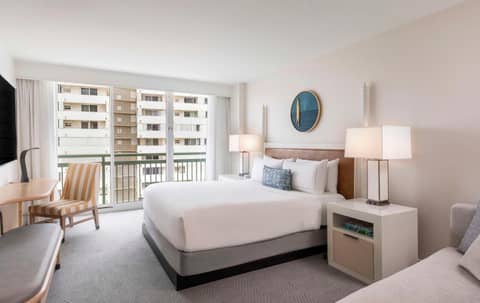 The Singer Oceanfront Resort, Curio Collection by Hilton — photo 8
