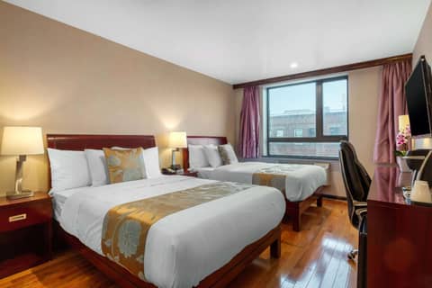 The L Hotel — photo 2