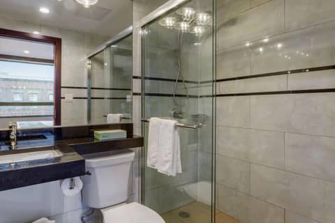 The L Hotel — photo 8