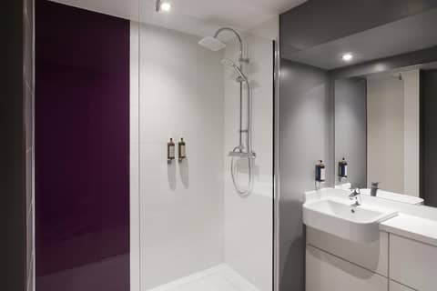 Premier Inn London Romford Town Centre — photo 6