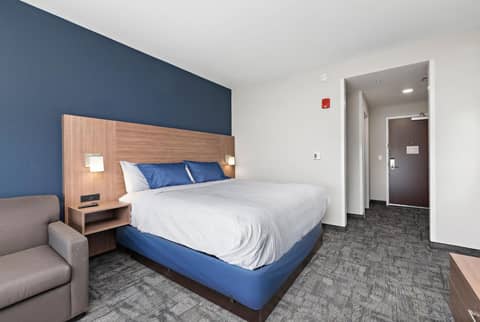 Holiday Inn Express Kansas City North - Parkville by IHG — photo 6