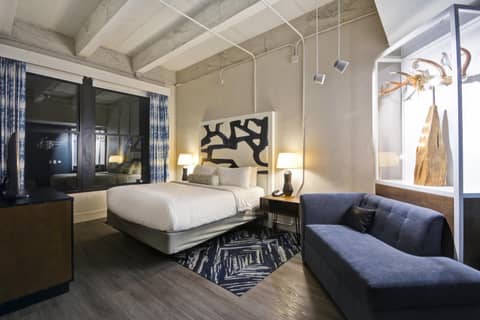 Hotel Indigo Kansas City - The Crossroads by IHG — photo 3