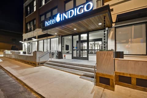 Hotel Indigo Kansas City - The Crossroads by IHG — photo 4