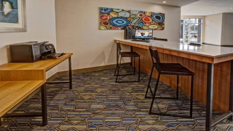 Holiday Inn Express Louisville Airport Expo Center by IHG — photo 8