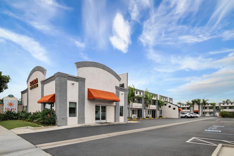 Solara Inn and Suites — building