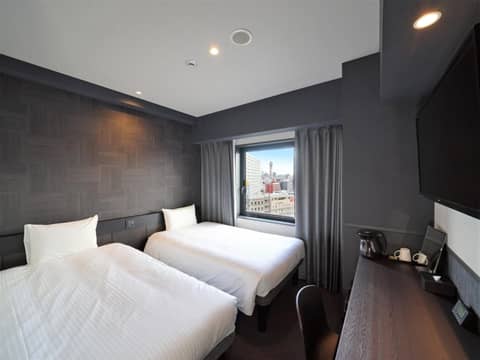 CHISUN STANDARD Osaka Shin-Imamiya — hotel room