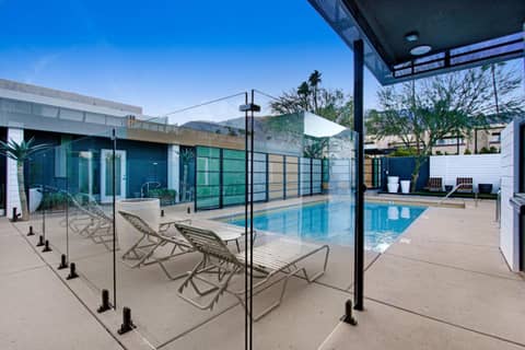 Mahala - 21 and Over - A Town & Desert Boutique Hotel — recepcion & lobby