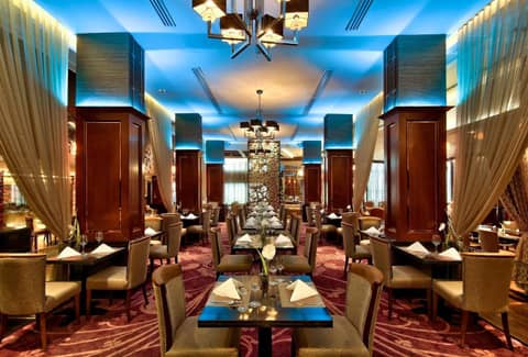 Radisson Suites Bangkok Sukhumvit — photo 2