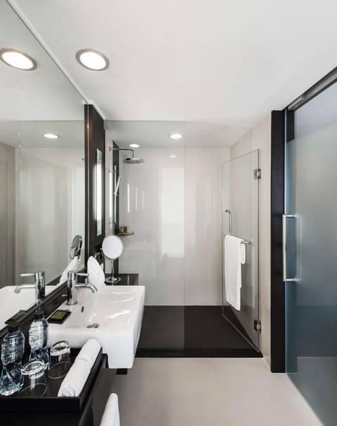 Radisson Suites Bangkok Sukhumvit — photo 9