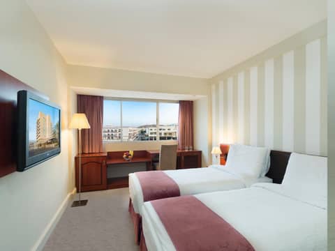Al Falaj Hotel - Secure City Escape in Muscat — photo 8