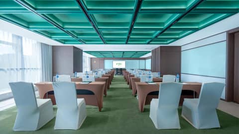 Holiday Inn Beijing Focus Square by IHG — photo 7