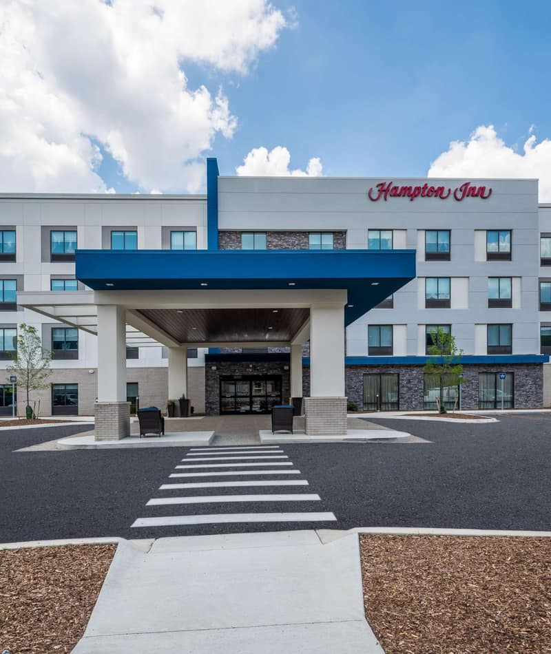 Hampton Inn by Hilton Detroit Southfield — building