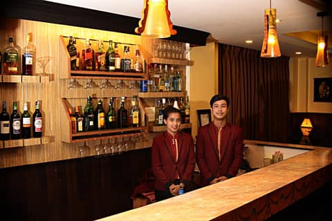 DOM Himalaya Hotel — lounge