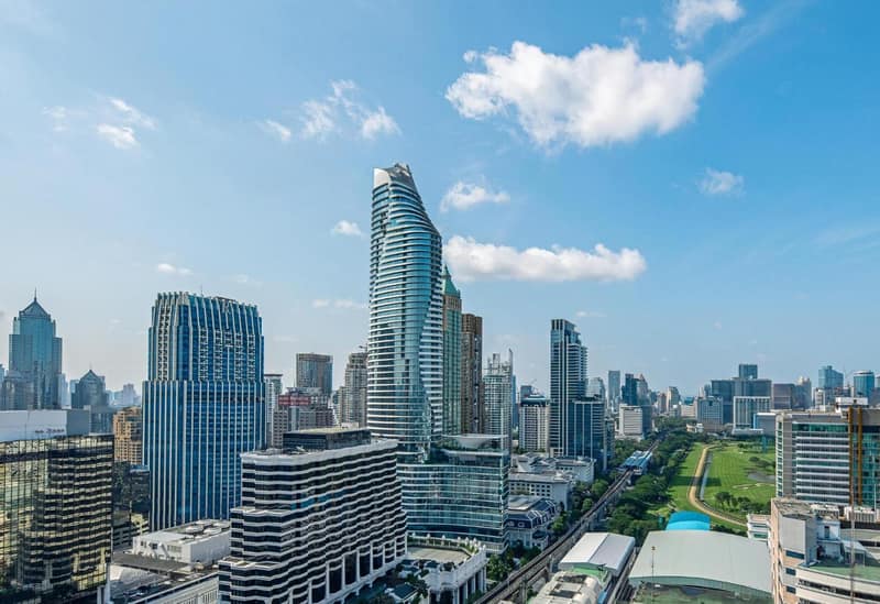 Waldorf Astoria Bangkok — building