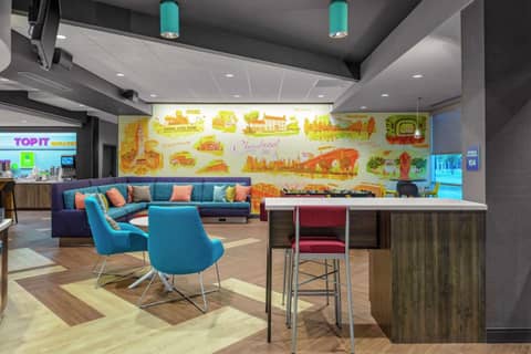 Tru By Hilton Cleveland Midtown — photo 5