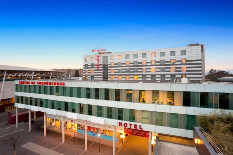 Ramada Encore by Wyndham Geneva — building