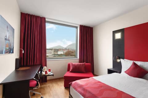 Ramada Encore by Wyndham Geneva — photo 9