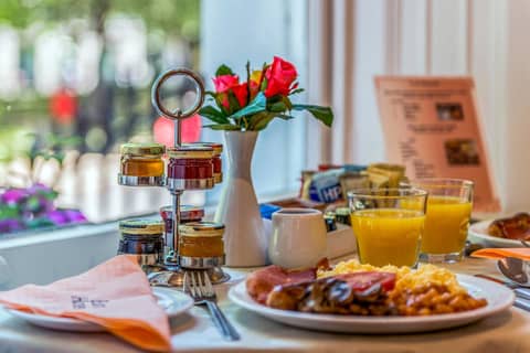 Euro Hotel — breakfast buffet