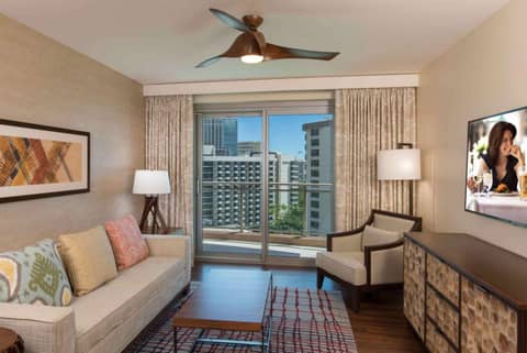 Hilton Grand Vacation Club The Grand Islander Waikiki Honolulu — photo 5