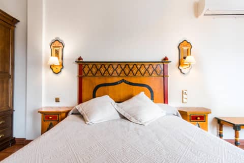 Hotel Plaza Nueva — bedroom