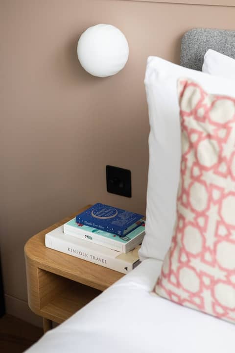 Inhabit Queen's Gardens a Member of Design Hotels — hotel room