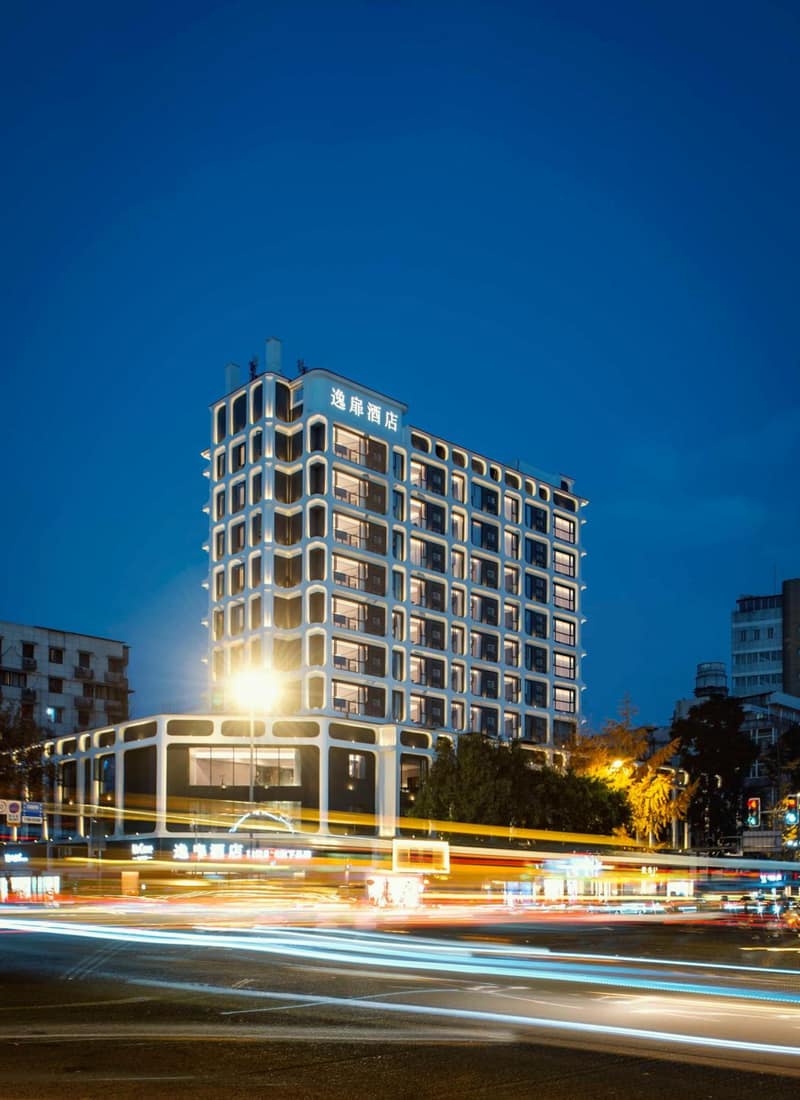 UrCove By HYATT Chengdu Wenshu Monastery — building